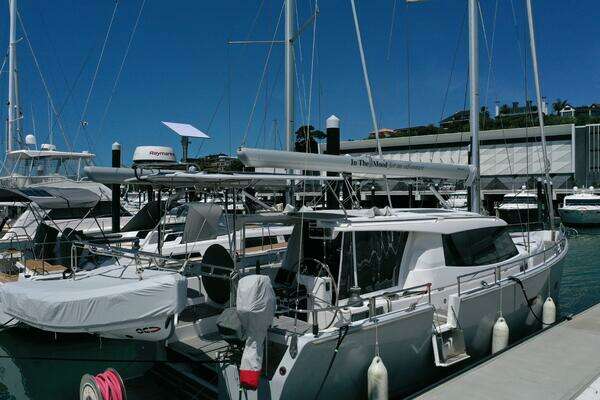 Moody Ds 45 Yacht For Sale