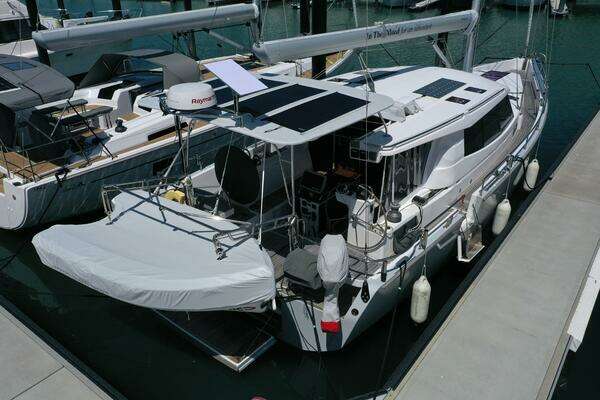 Moody Ds 45 Yacht For Sale