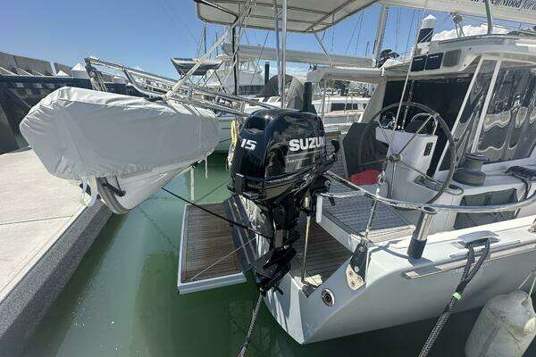 Moody Ds 45 Yacht For Sale