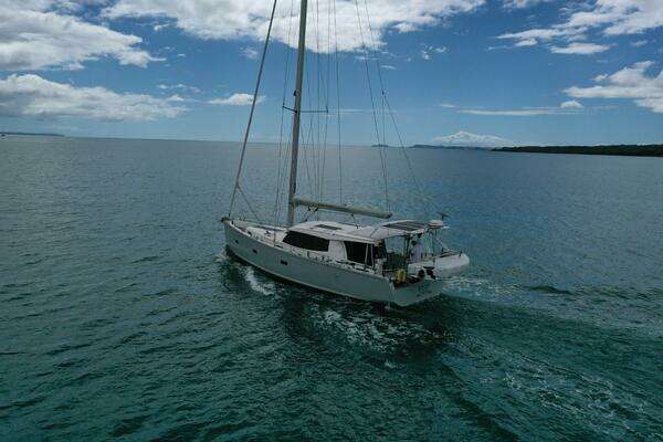 Moody Ds 45 Yacht For Sale