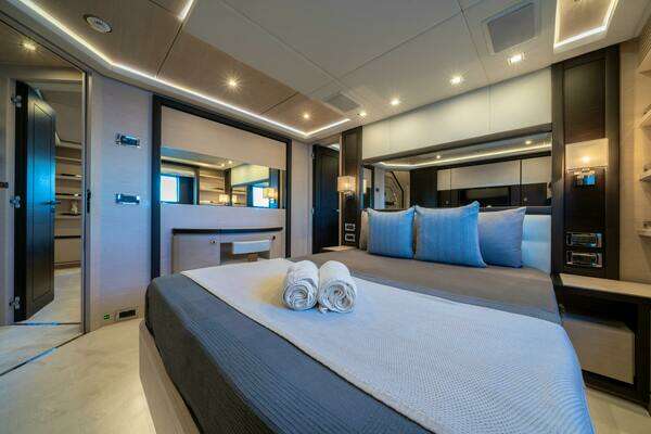 Benetti Benetti Delfino 93 Yacht For Sale
