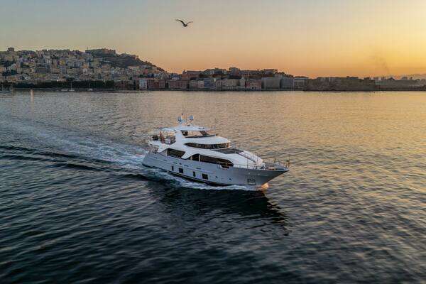 Benetti Benetti Delfino 93 Yacht For Sale