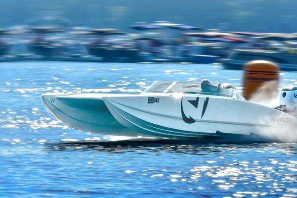 Hellkat 32 Yacht For Sale