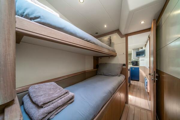 KARIBU 88ft Oyster Yachts Yacht For Sale KARIBU 88ft Oyster Yachts Yacht For Sale