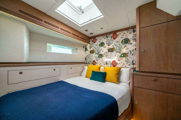 Oyster Yachts Oyster 885 Yacht For Sale
