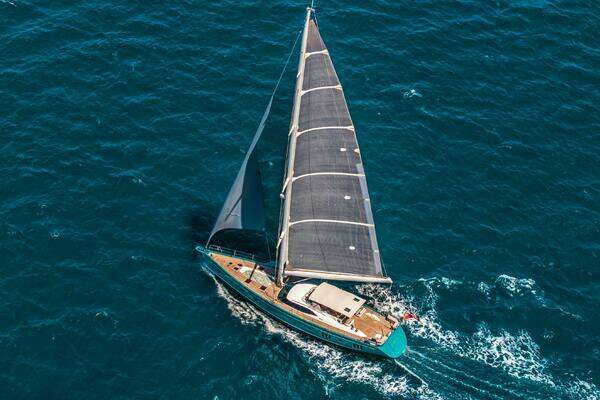 Photo of the 2013 Oyster Yachts Oyster 885 "KARIBU"