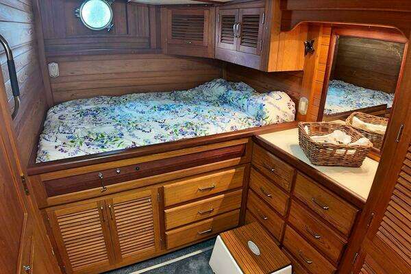 Custom Holland Marine 50 Custom Trawler Yacht For Sale