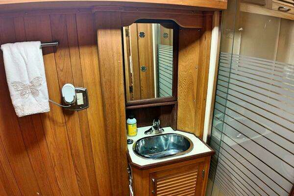 Custom Holland Marine 50 Custom Trawler Yacht For Sale