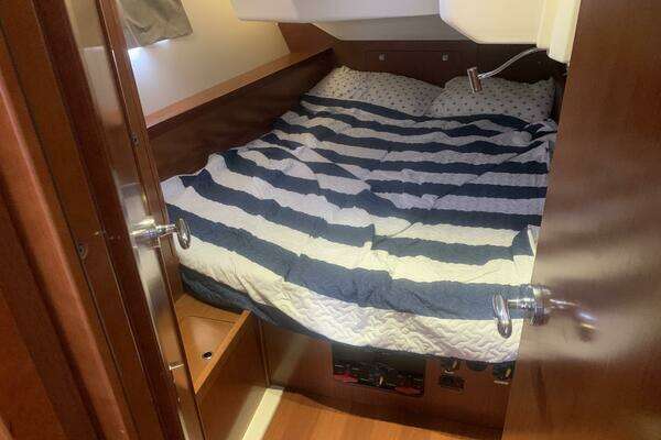 Beneteau Oceanis 41 Yacht For Sale