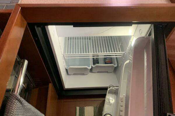 Beneteau Oceanis 41 Yacht For Sale