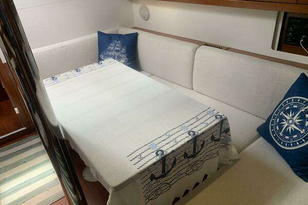 Beneteau Oceanis 41 Yacht For Sale