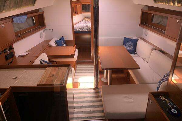 Beneteau Oceanis 41 Yacht For Sale