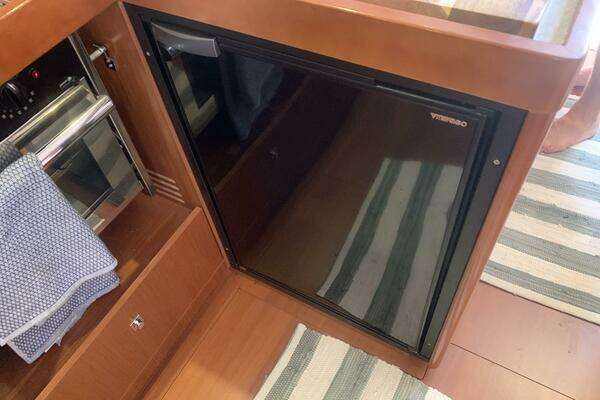 Beneteau Oceanis 41 Yacht For Sale