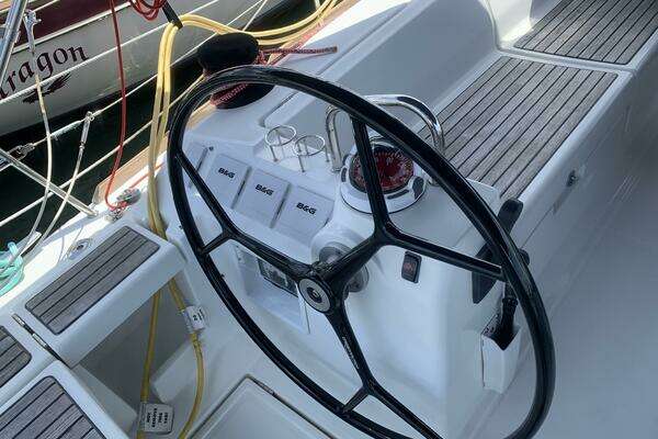 Beneteau Oceanis 41 Yacht For Sale