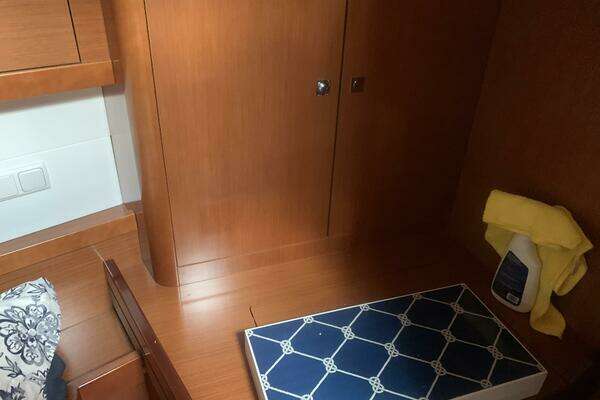 Beneteau Oceanis 41 Yacht For Sale