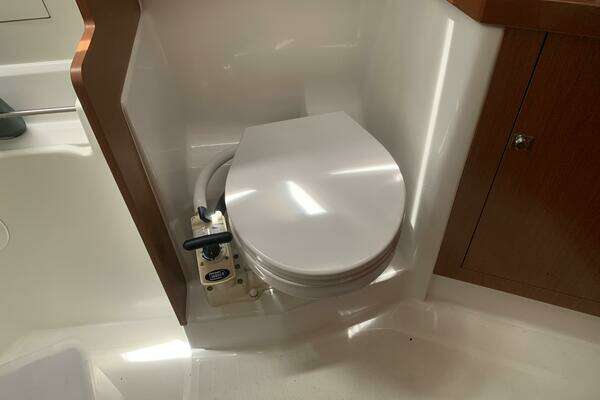 Beneteau Oceanis 41 Yacht For Sale