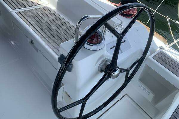 Beneteau Oceanis 41 Yacht For Sale