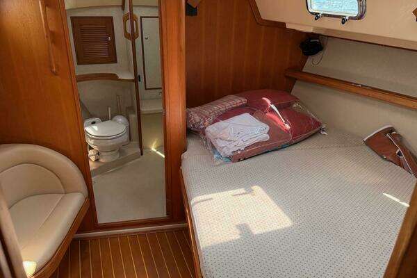 Island Packet 420 Yacht For Sale