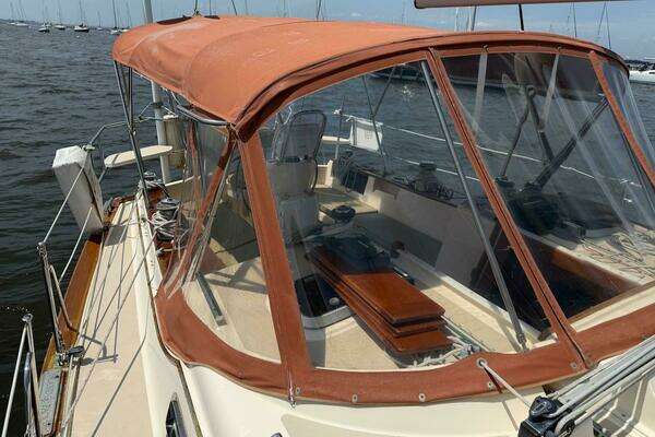 Island Packet 420 Yacht For Sale