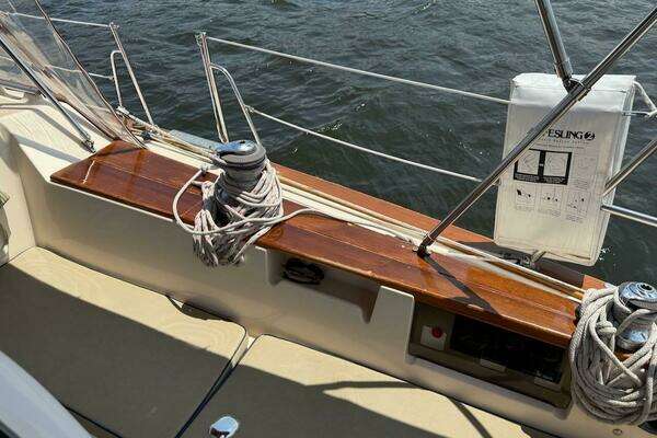 Island Packet 420 Yacht For Sale