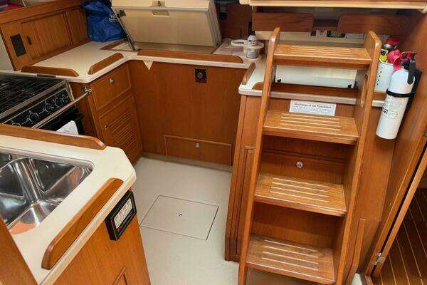 Island Packet 420 Yacht For Sale