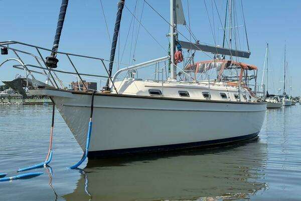 Island Packet 420 Yacht For Sale