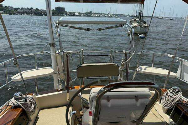 Island Packet 420 Yacht For Sale