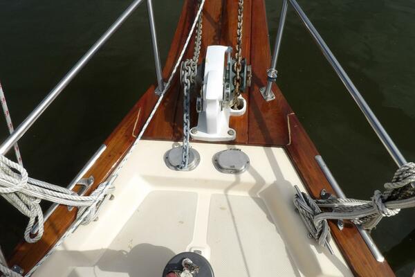 OVERBYTE 32ft Island Packet Yacht For Sale OVERBYTE 32ft Island Packet Yacht For Sale