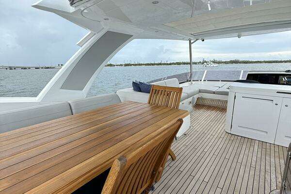 Sunseeker Manhattan 68 Yacht For Sale