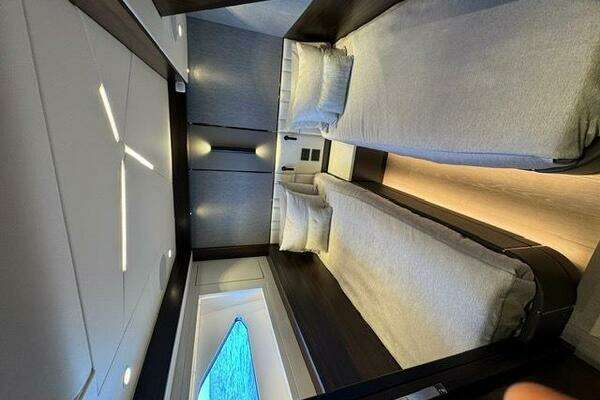 Sunseeker Manhattan 68 Yacht For Sale