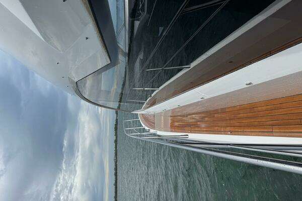 Sunseeker Manhattan 68 Yacht For Sale