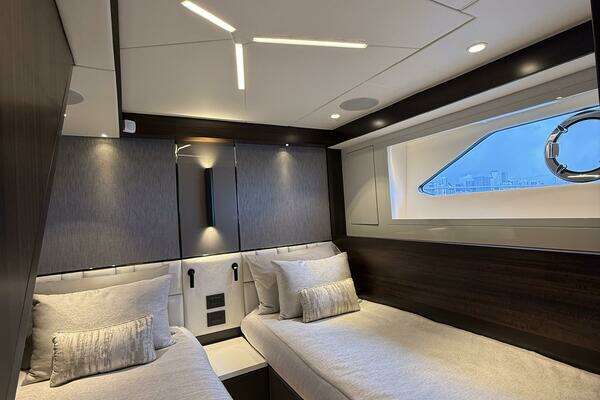 Sunseeker Manhattan 68 Yacht For Sale