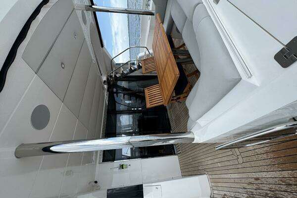 Sunseeker Manhattan 68 Yacht For Sale