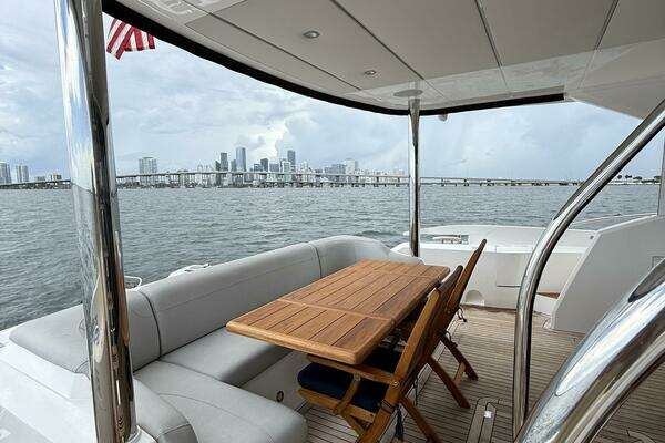 Sunseeker Manhattan 68 Yacht For Sale