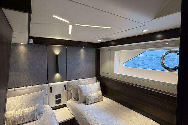 Sunseeker Manhattan 68 Yacht For Sale