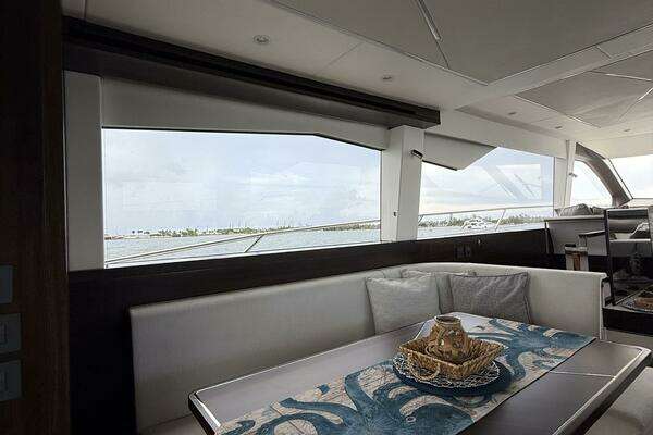 Sunseeker Manhattan 68 Yacht For Sale