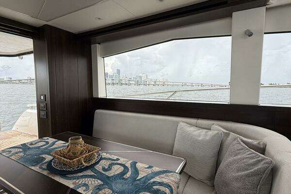 Sunseeker Manhattan 68 Yacht For Sale