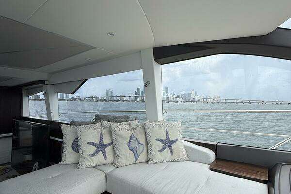 Sunseeker Manhattan 68 Yacht For Sale