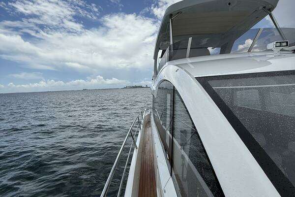 Sunseeker Manhattan 68 Yacht For Sale