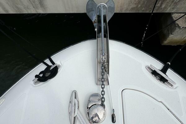 33ft Hydra Sports Yacht For Sale