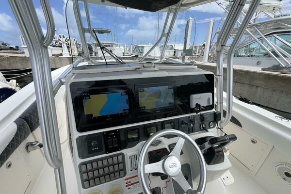 33ft Hydra Sports Yacht For Sale