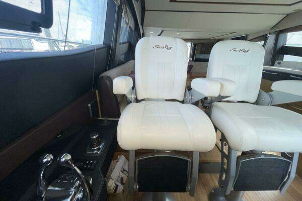 Sea Ray L59 Fly Yacht For Sale