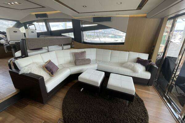 Sea Ray L59 Fly Yacht For Sale
