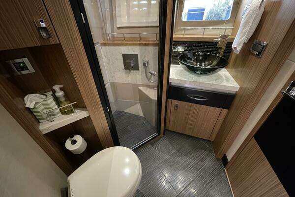 Sea Ray L59 Fly Yacht For Sale