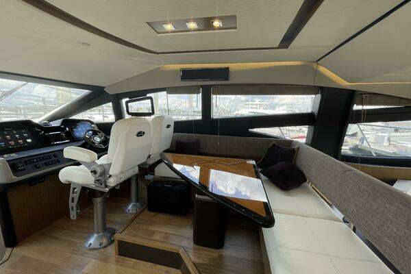Sea Ray L59 Fly Yacht For Sale