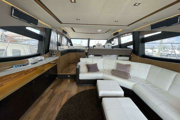 Sea Ray L59 Fly Yacht For Sale