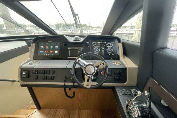 Sea Ray L59 Fly Yacht For Sale