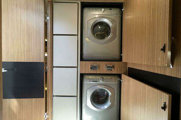 Sea Ray L59 Fly Yacht For Sale