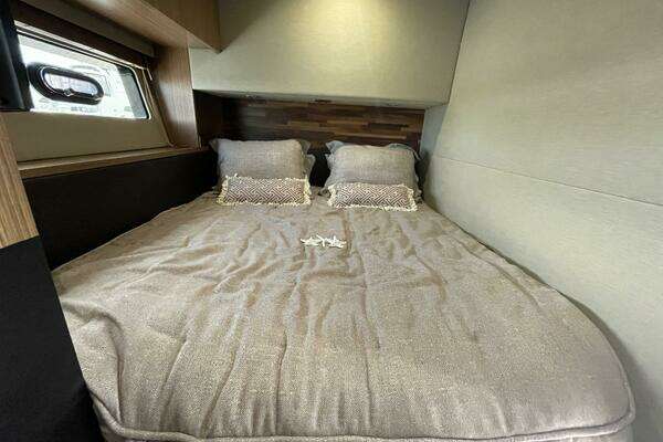 Sea Ray L59 Fly Yacht For Sale