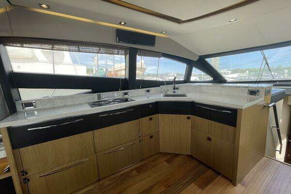 Sea Ray L59 Fly Yacht For Sale